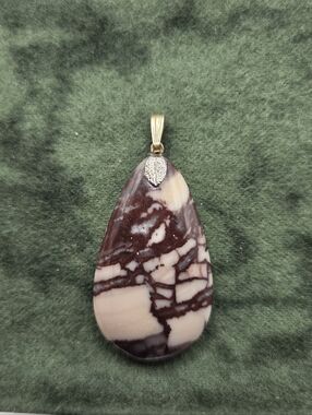 1297. Pear-Shaped Polished Porcelain Jasper Pendant